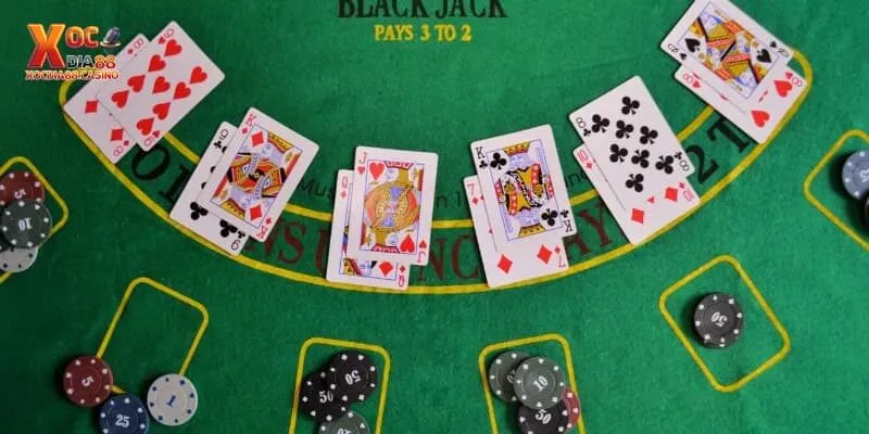 Cá cược blackjack biết đến với những luật phổ biến nào?