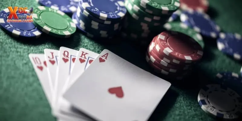 Giải thích về thuật ngữ Flop trong Poker 