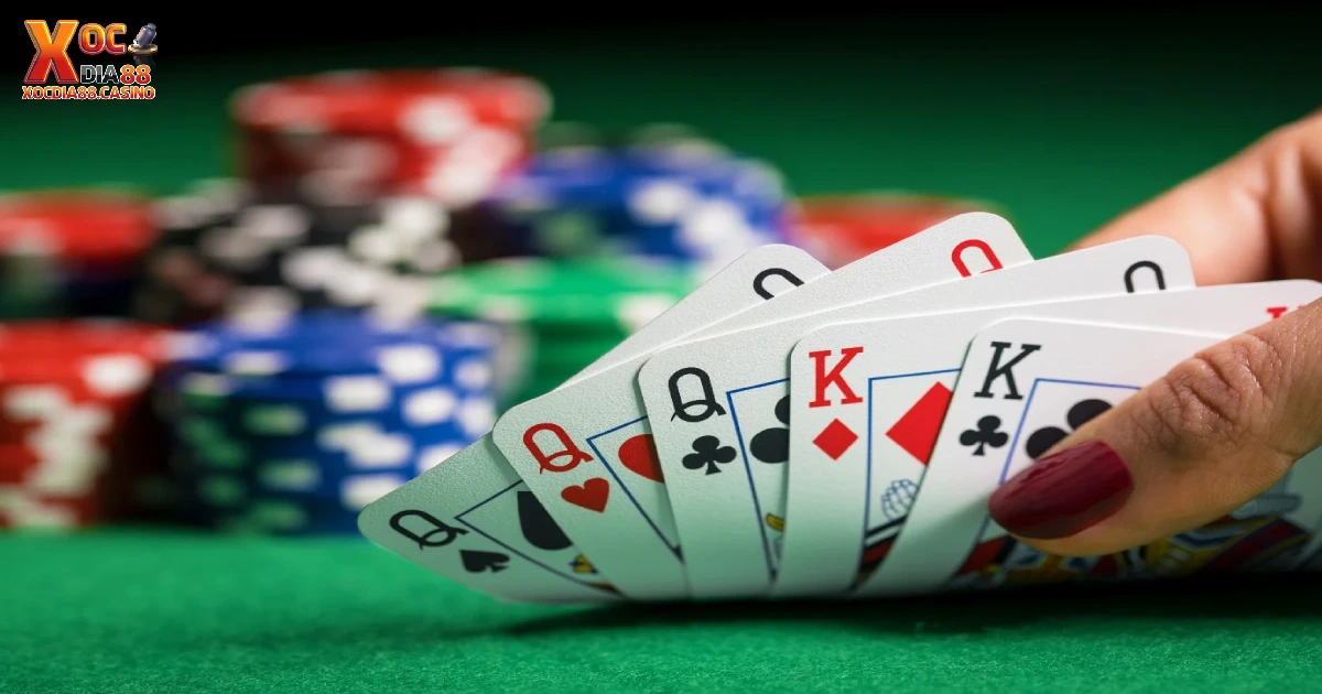 Khi nào nên tận dụng lá bài kicker để giành lợi thế?