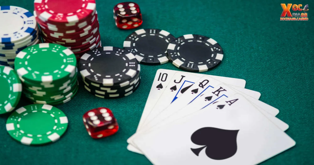 Các vòng cược trong cách chơi bài Poker: Pre-Flop, Flop, Turn và River